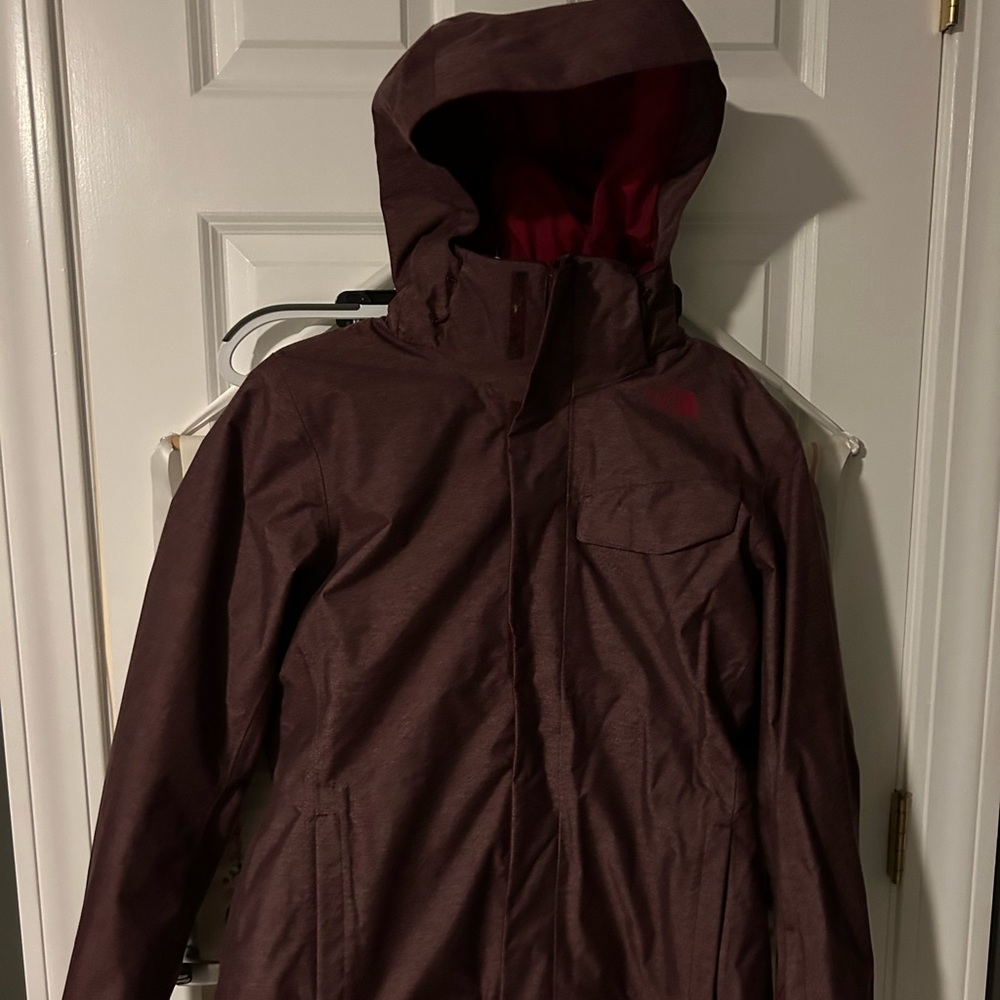 Woman’s North Face Ski , Snowboard Jacket